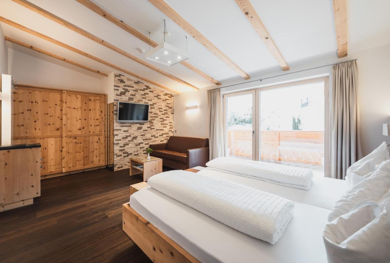 Hotel Bischofhof - Bistro Jasmin Киуза Екстериор снимка