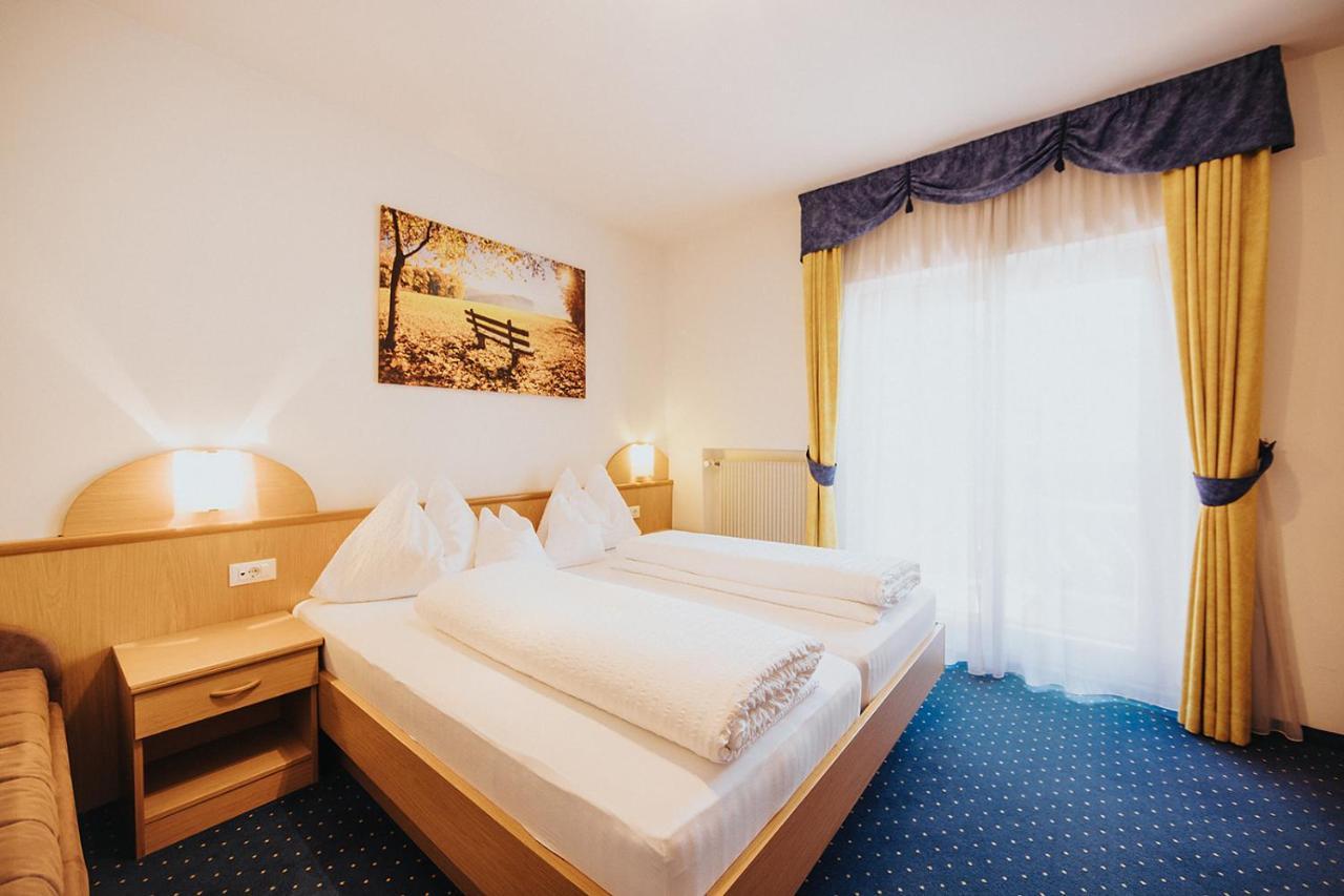Hotel Bischofhof - Bistro Jasmin Киуза Екстериор снимка