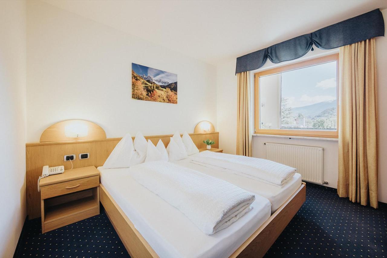Hotel Bischofhof - Bistro Jasmin Киуза Екстериор снимка